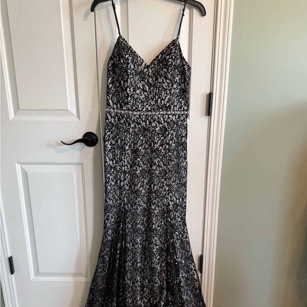 Elegant Black and Silver Lace Evening Gown